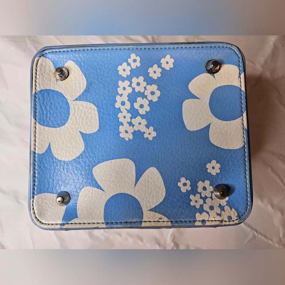 Vintage Roxy Blue and White Floral Cosmetic Case